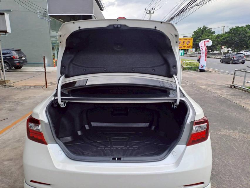 TOYOTA CAMRY 2.0 G EXTREMO ปี2014 สีขาว 11