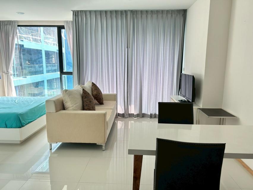 **ขายถูก!! Acqua Condo Jomtien ห้องสตูดิโอ 35 ตร.ม. วิวทะเล ใกล้ไนท์มาร์เก็ตเพียง 5 นาที 2