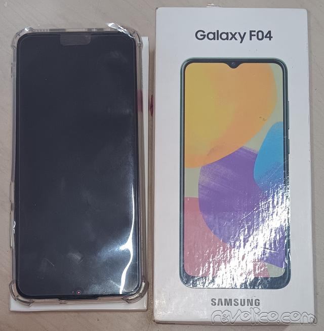 Samsung Galaxy F04 128 GB สีเขียว 3
