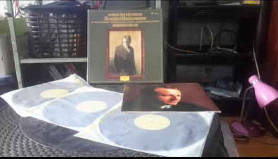 แผ่นเสียงซิมโฟนี่  ludwic van beethoven 1 ชุด 3 แผ่น ซิมโฟนี่