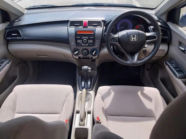 HONDA CITY 1.5V  I-VTEC  AUTO ปี 2012  รถมือเดียวออกห้าง  *ฟรีดาวน์* T.086-527-9533 6