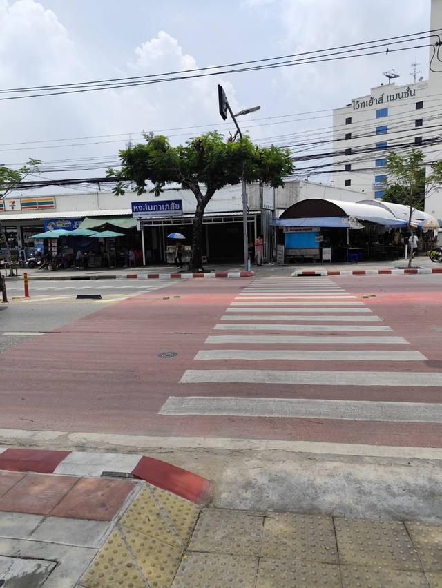 ที่ดินแปลงใหญ่ ติดถนนใหญ่ 13 ไร่กว่า ทำเลทอง ใกล้สนามบิน อ่อนนุช ลาดกระบัง ยกแปลง แปลงใหญ่ 13 ไร่กว่าติดถนนใหญ่ อ่อนนุช ลาดกระบัง 7