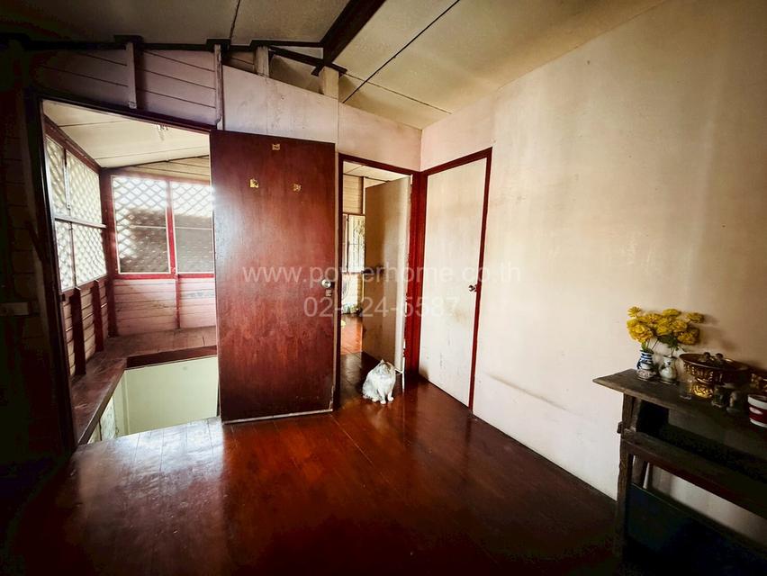 บ้านเดี่ยว บ้านสร้างเอง ซอยกรุงเทพนนท์ 12 แยก 20/1 ถนนกรุงเทพ – นนทบุรี ต.บางเขน อ.เมืองนนทบุรี จ.นนทบุรี 12