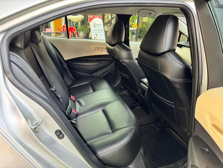 TOYOTA ALTIS 1.6 LIMO AUTO 2019 8