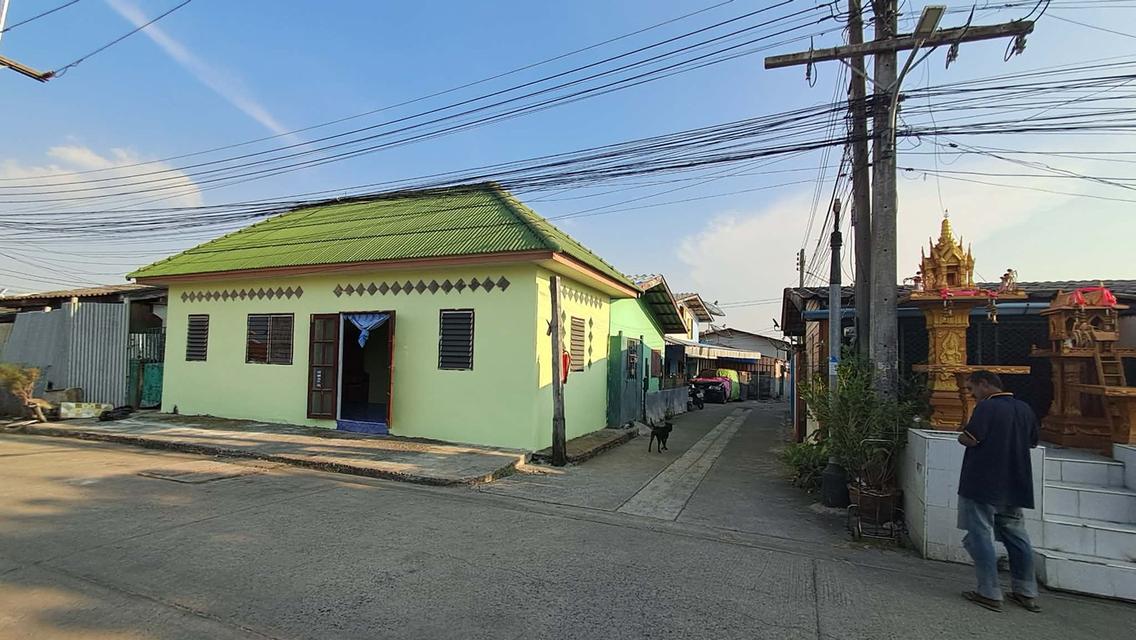 บ้าน 2 หลังบางน้ำเปรี้ยวให้เช่ารายเดือนราคาเพียง 5,000 บาทต่อเดือน 3