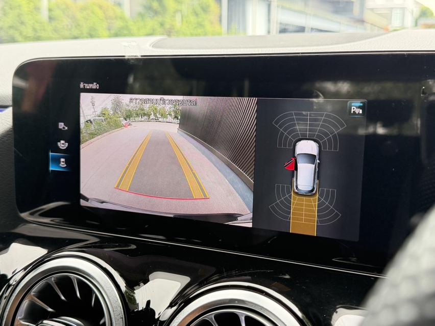 (แจ้งรหัสรถ AP939) Mercedes-AMG GLA35 Facelift ปี 2023 รูปที่ 18