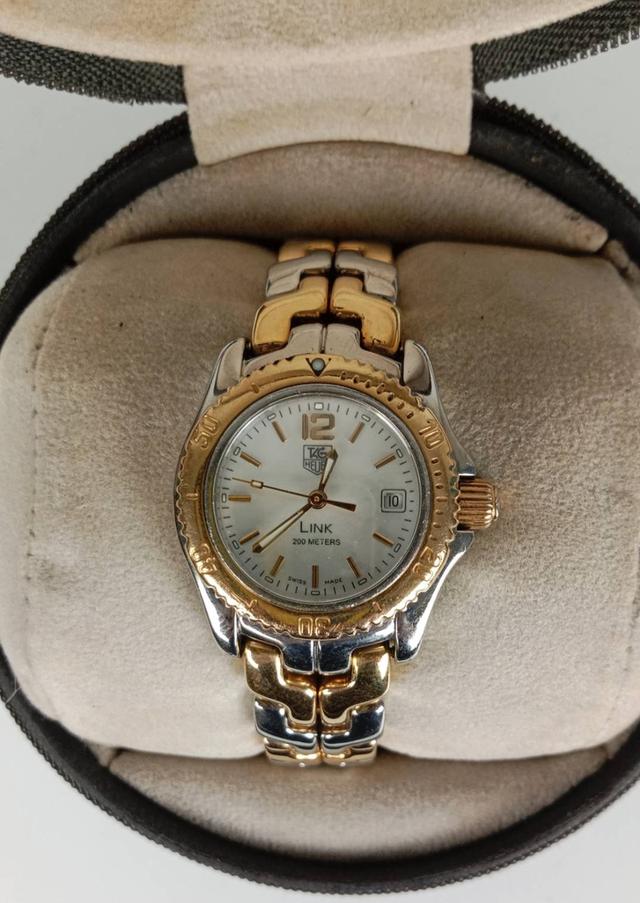 28.TAG Heuer Ladies SS/18k Gold WT1455 DW7002 Mother of Pearl Link Watch พร้อมกล่องแท้