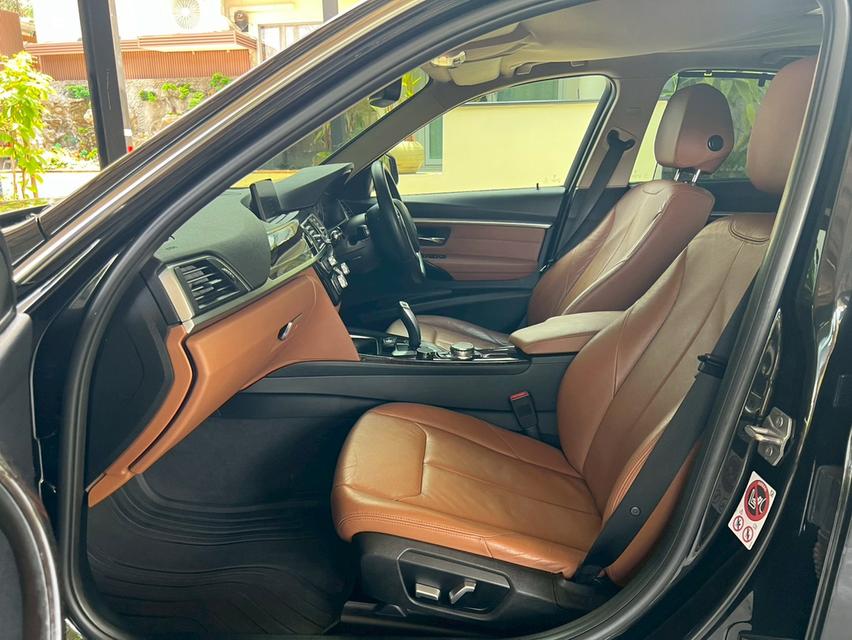 B621 BMW SERIES 3, 320d LUXURY สี ดำ ปี 2016จด2017 ทะเบียน 3กท2333 กรุงเทพฯ เลขไมล์ 198,015 กม. ราคา 499,000 บาท รูปย่อยที่ 3