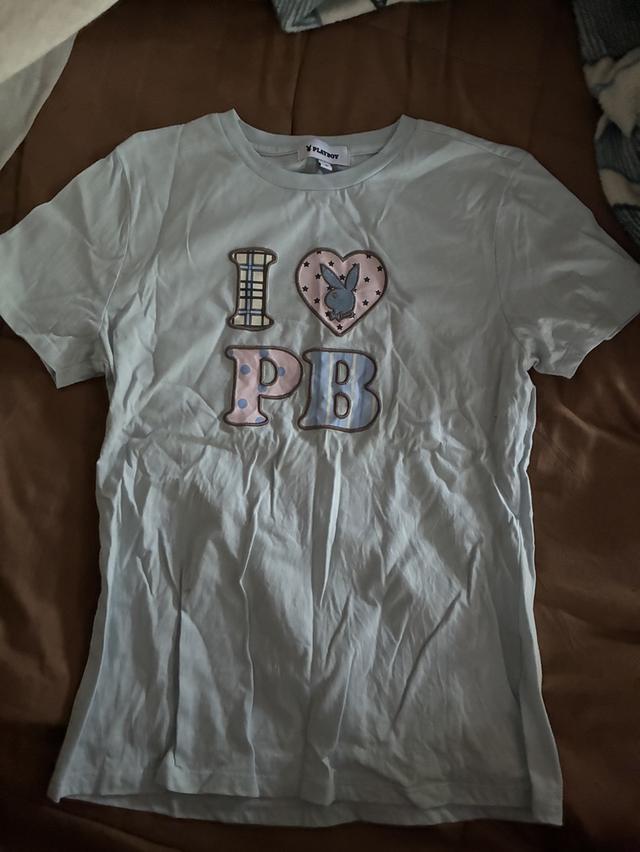 เสื้อผ้างานป้ายราคาถูก