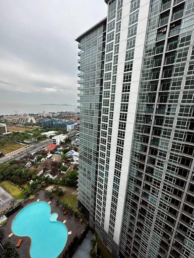 Twin Tower​  Pattaya​Jomtien​  For rent  1 bedroom  1 bathroom  Size 25 sqm.  Building A, Floor 21 Fully furnished  new set . Rent 11,000 baht/Month 6