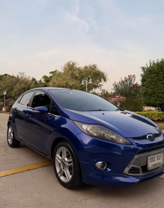 FORD FIESTA ขายด่วน 2