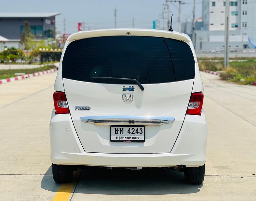 2013 Honda freed