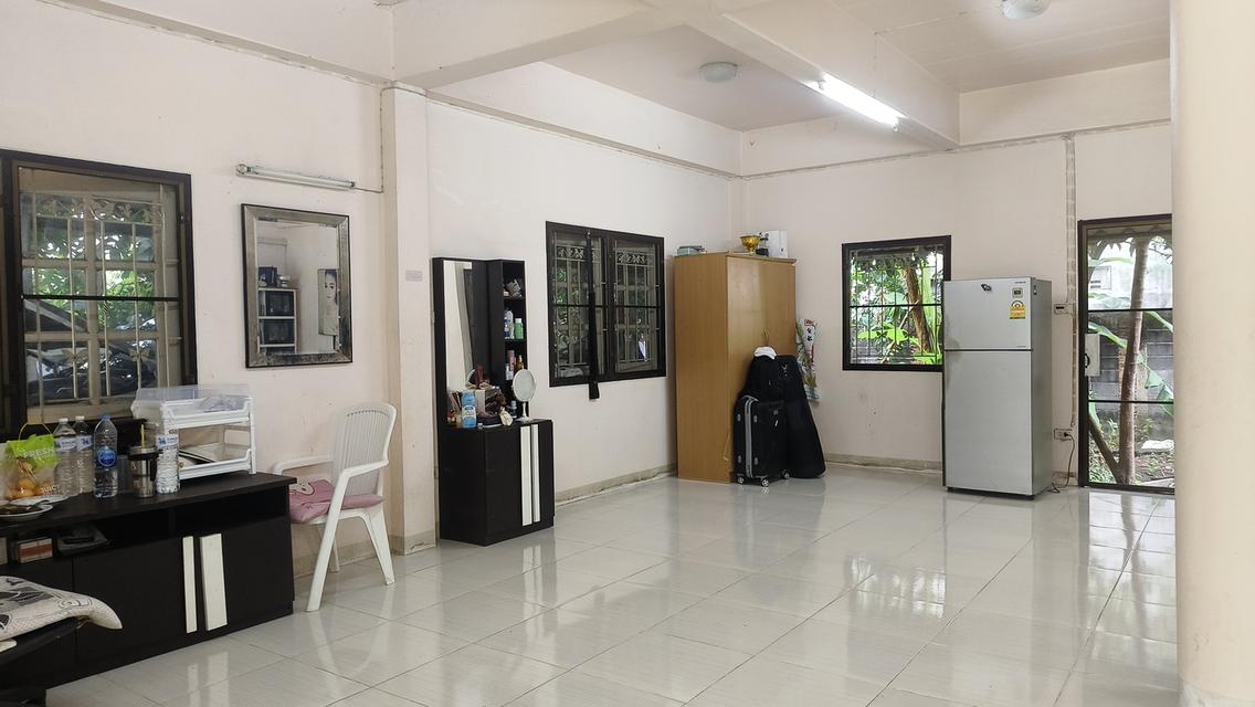 ขายบ้านกลางเมือง ร่มรื่น อากาศดี 5