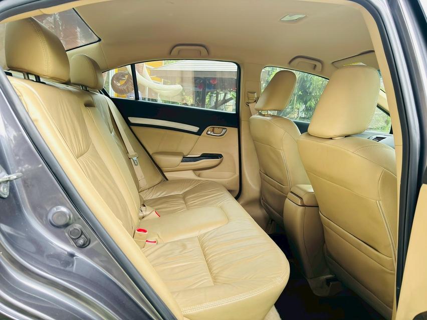 HONDA CIVIC  FB ตัว E เครื่อง1.8 cc. เกียร์AUTO ปี 2013 #รถไมล์แท้100%คะ 11