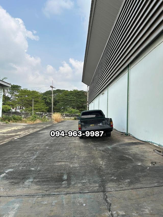 ให้เช่าโกดังสาย5 ทะลุ สาย4 ถนนเชื่อมต่อ ถ.เพชเกษม ถ.บรมราชชนนี ตกแต่งใหม่ ขนาด1,800ตรม. 550ตรม. ไฟ3เฟส พื้รับน้ำหนักได้3ตัน/ตรม. รถใหญ่เข้าออกได้ 12