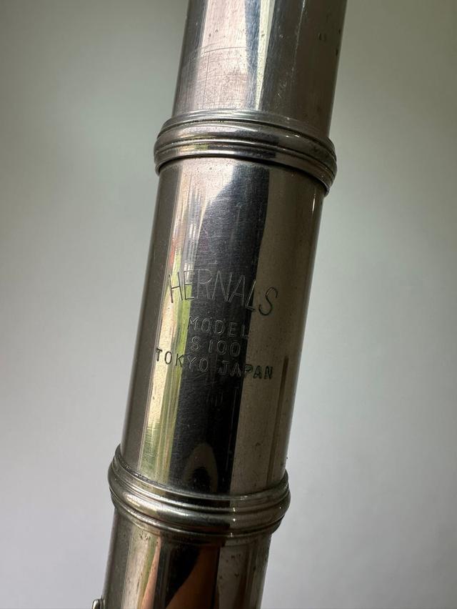 ฟลุต HERNALS model s100 Japan🇯🇵 ขาย1000บาท ต้องเปลี่ยนนวมครับ นัดรับได้ อ่อนนุช สวนหลวง กทม