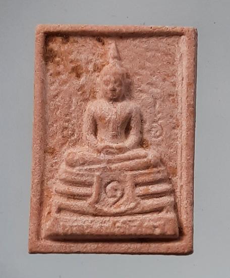  หลวงพ่อโสธรเ นื้อกระเบื้องหลังคาโบสถ์ 9 วัด