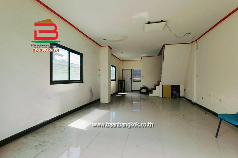 ที่ดินพร้อมสิ่งปลูกสร้าง เนื้อที่ 183 ตรว. ใกล้บิ๊กซี ลำลูกกาคลอง 4 ถนนวิภาวดี ต.ลาดสวาย อ.ลำลูกกา จ.ปทุมธานี 6
