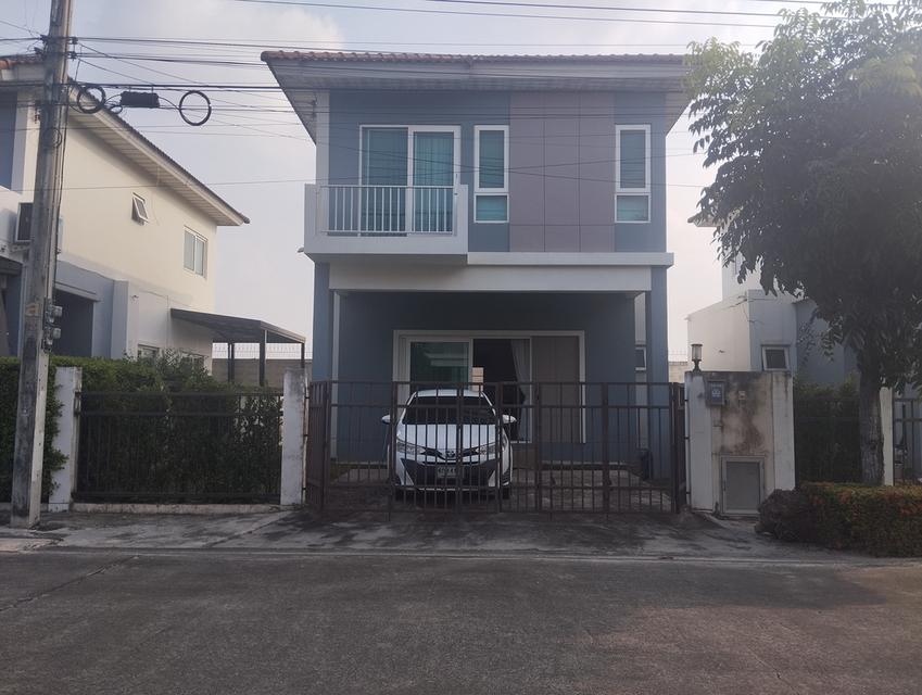 บ้านแฝด หมู่บ้านศุภาลัยเบลล่า รังสิตคลองสอง 1