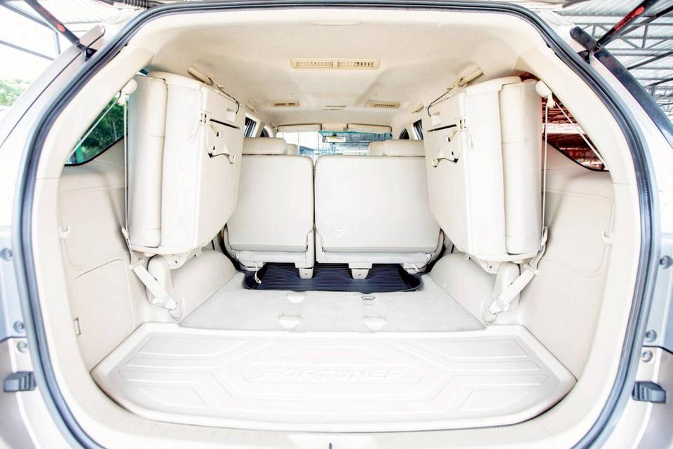 TOYOTA FORTUNER 3.0V สีน้ำตาล ปี 2009 เกียร์ออโต้  10