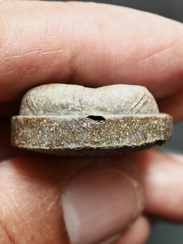 พระปิดตาจัมโบ้ 2 เนื้อใบลาน หลวงปู่โต๊ะ วัดประดู่ฉิมพลี....เก่าๆ รูปที่ 10