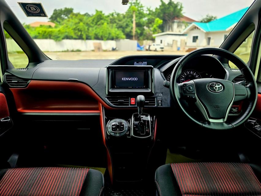 (แจ้งรหัสรถ CBLX5297) ! 🚐 TOYOTA VOXY 2.0 ZS MC 2019 จดปี 2020 รูปที่ 11