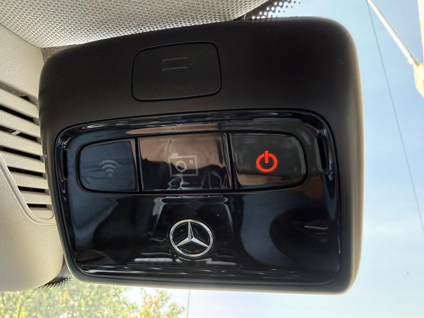 Mercedes Benz E220d Sport รูปที่ 19