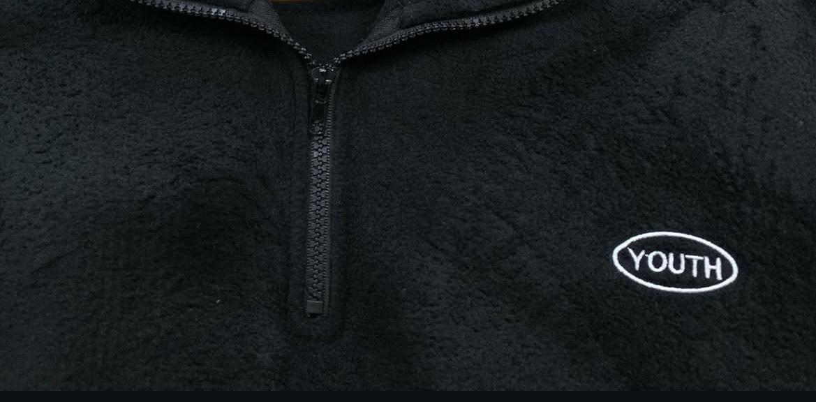 เสื้อกันหนาว YOUTH Half Zip 2