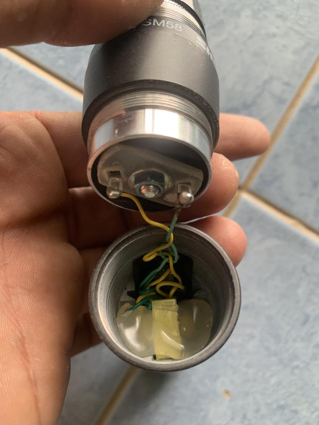 ไมค์โครโฟน SHURE SM58s 6