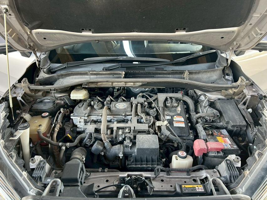 ขายรถ Toyota Corolla Cross 1.8 HEV Premium ปี 2020 สีเทา เกียร์ออโต้ รูปที่ 17