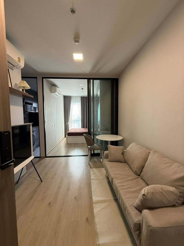 เช่าถูก 13,500 บาท ** รหัส 180198 ** 1 นอน 27 ตร.ม ** The Privacy Taopoon Interchange ** ติดรถไฟฟ้า เตาปูน / บางซื่อ ** 088-398-3835 MR.BOAT 1