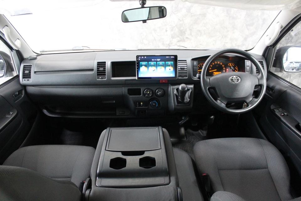 รหัสรถ JRS381 TOYOTA HIACE 3.0 Commuter (ดีเซล) ปี 2019 10