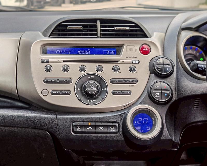 2013 HONDA JAZZ 1.3 HYBRID 7