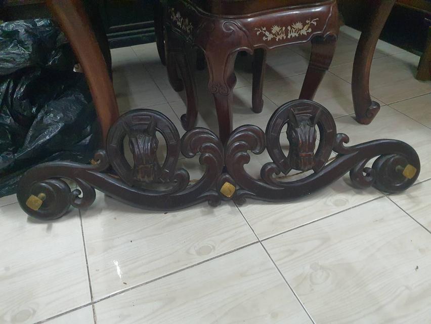 ที่แขวนไม้แกะสลัก (งานเก่า)