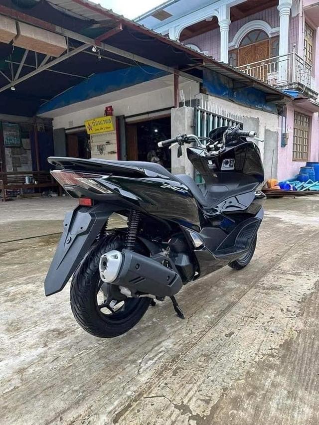 Honda PCX ปี 23 สีดำเงา มือสอง 3