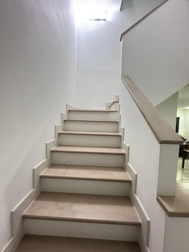 บ้านทาวน์เฮาว์ ทำเลใกล้เมือง 8