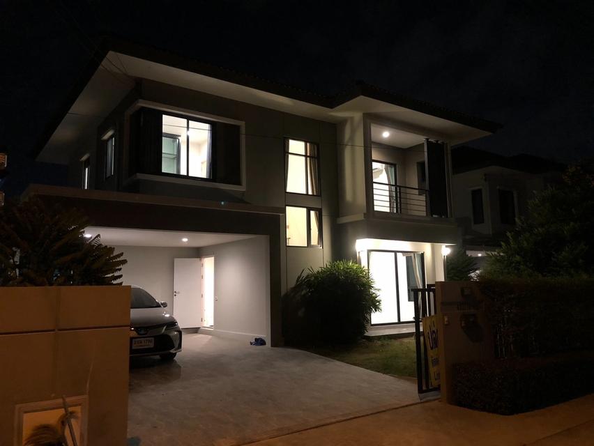 U1413 ให้เช่าบ้านเดี่ยว 2 ชั้น พร้อมเฟอร์นิเจอร์ หมู่บ้าน ดีไลท์ ดอนเมือง-รังสิต Delight Donmueang-Rangsit  ใกล้รถไฟฟ้าสายสีแดง ทำเลดีเดินทางสะดวกเข้า 2