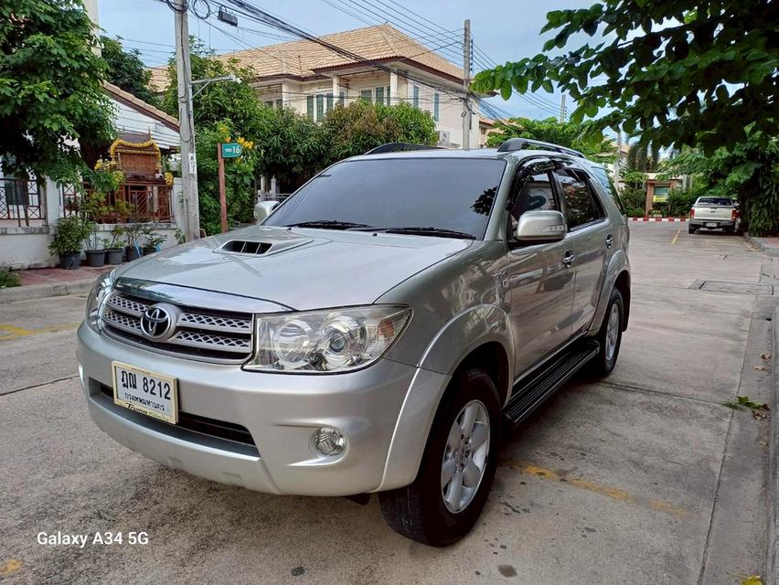 Toyota Fortuner 3.0 V 4WD A/T ปี2009