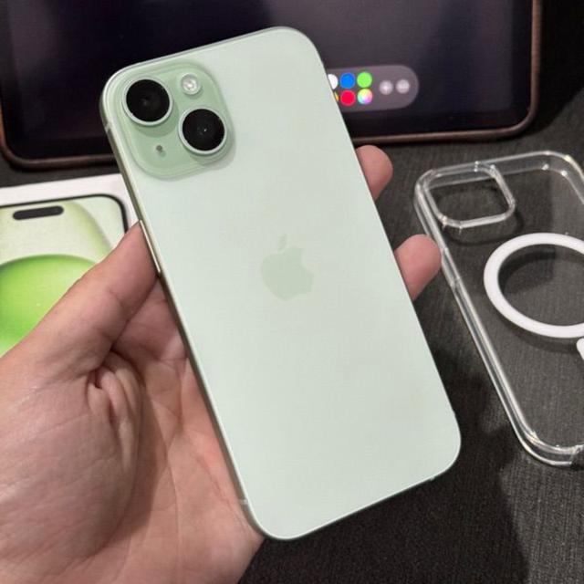ไอโฟน 15 สีเขียว 2