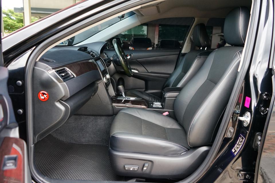 2014 TOYOTA CAMRY EXTREMO 8