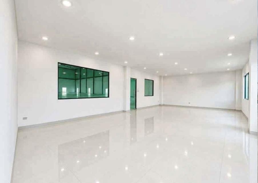 ให้เช่าโกดัง , โรงงาน พร้อมสำนักงาน 2 ชั้น /  สร้างใหม่ / สร้างใหม่ โกดัง 3 หลัง / ทำเล ถนนพระราม 2 ฝั่งสมุทรสาคร / หลัง central มหาชัย 4