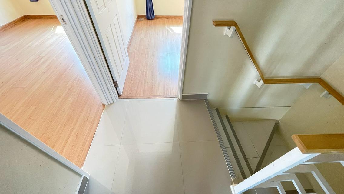 บ้าน 2 ชั้น หมู่บ้านโกลเด้นทาวน์ พระราม 2 สมุทรสาคร 4ห้องนอน 3ห้องน้ำ 2จอดรถ ต่อเติมครัวและหน้าบ้าน 13