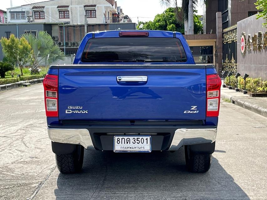 ISUZU D-MAX BLUE POWER CAB-4 HI-LANDER 1.9 Z DVD (MNC) ปี 2019 เกียร์MANUAL สภาพนางฟ้า