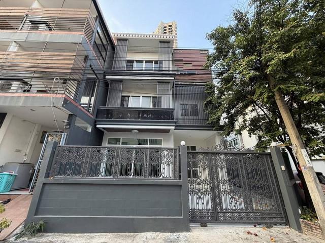 โฮมออฟฟิศ Casa Pacífica Bangkok 5 ห้องนอน 4 ห้องน้ำ 400 ตารางเมตร เพียง100เมตรถึงBTS พระโขนง 1