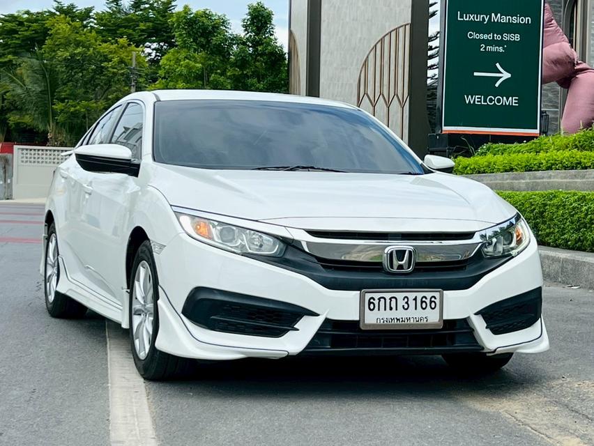 Honda Civic FC รถเดิม น็อตไม่ขยับ ฟรีดาวน์* ผ่อนสบาย
