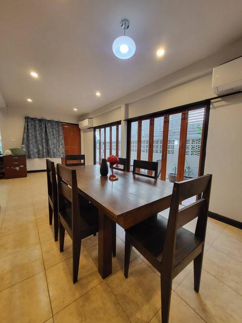 ให้เช่าบ้านเดี่ยว 2 ชั้น 60 ตรว. ซอยสุทธิพงษ์ รัชดาภิเษก บ้านไม้ทรงไทยคลาสสิก ใกล้ Mrt สุทธิสาร 5
