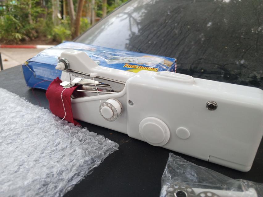 จักรเย็บผ้ามือออโต้ใส่ถ่าน 4 ก้อน