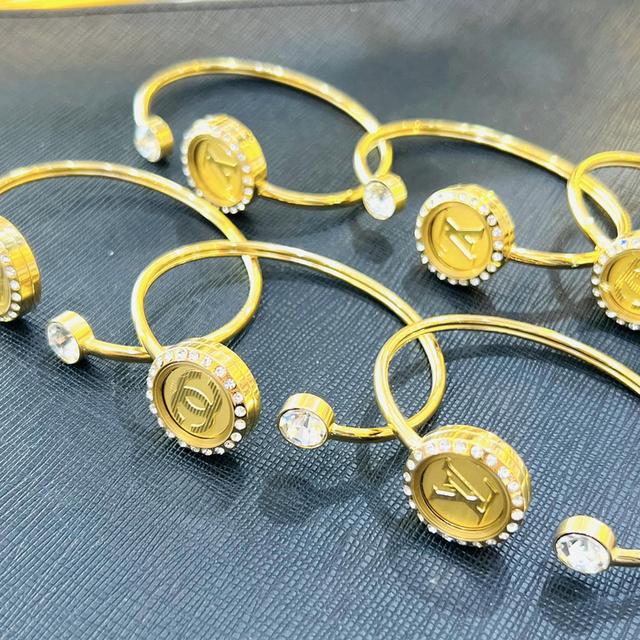 ร้านทองพังงา ห้างทองหลีเต้ง ตะกั่วป่า 7