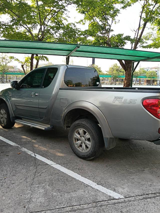รถกระบะ มิตซูบิชิ ไทรทัน สีเทาดำ รุ่นปี 2014 รูปที่ 3