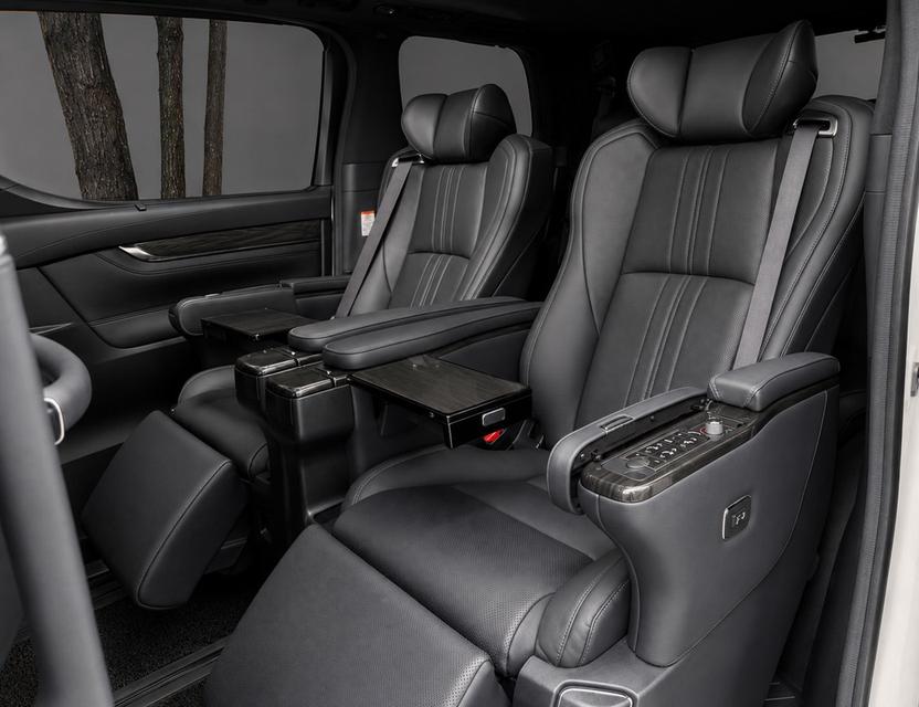 Lexus LM300h 2.5 Hybrid E-Four ปี 2021 สีขาว วิ่งน้อย 44,xxx กม. รถศูนย์ Lexus Thailand รูปที่ 13